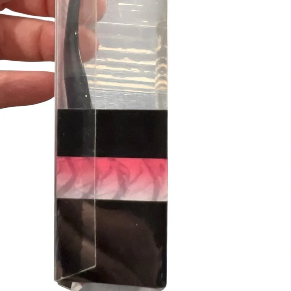 Oh La La!! Oval Makeup Beauty Brush Flexible Tilted Handle‎ Velvet Bristles NEW